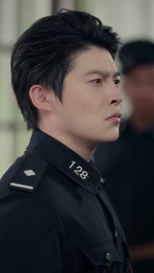 穿回民国当警长系统逼我做选择（90集）免费观看排行榜前十短剧全集